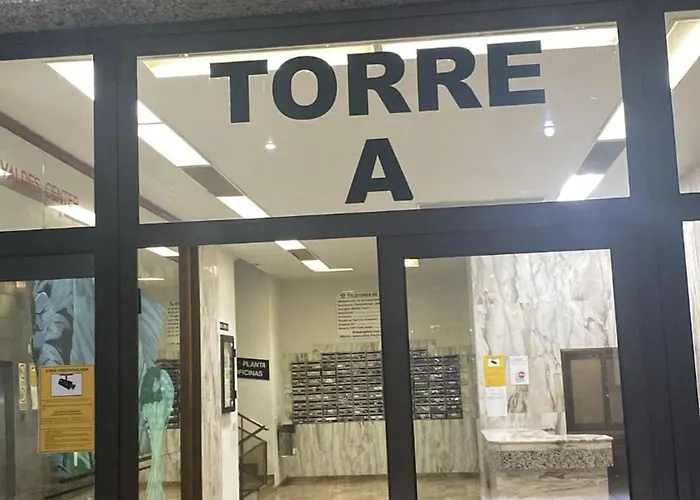 Casa Valdes Cristianos Center *