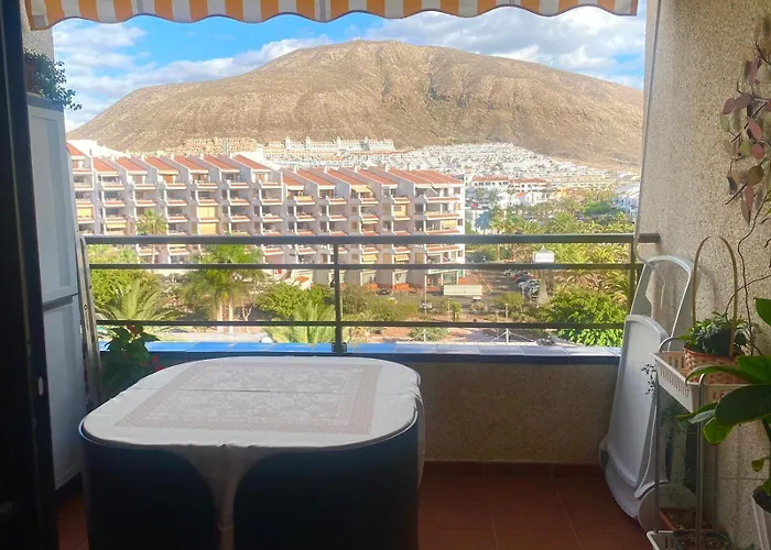 Casa Valdes Cristianos Center Los Cristianos (Tenerife)