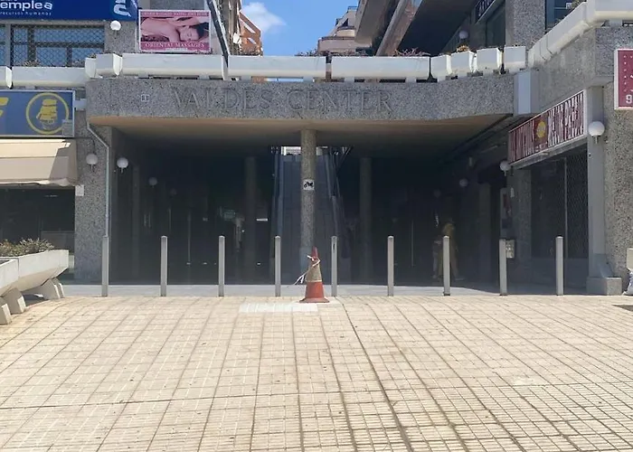 Casa Valdes Cristianos Center